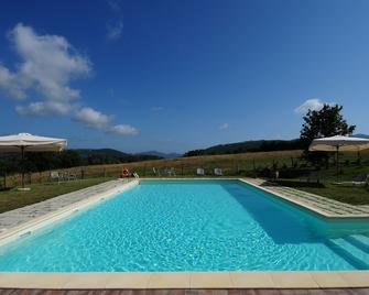 Agriturismo Villa Martis - Passignano sul Trasimeno - Pool