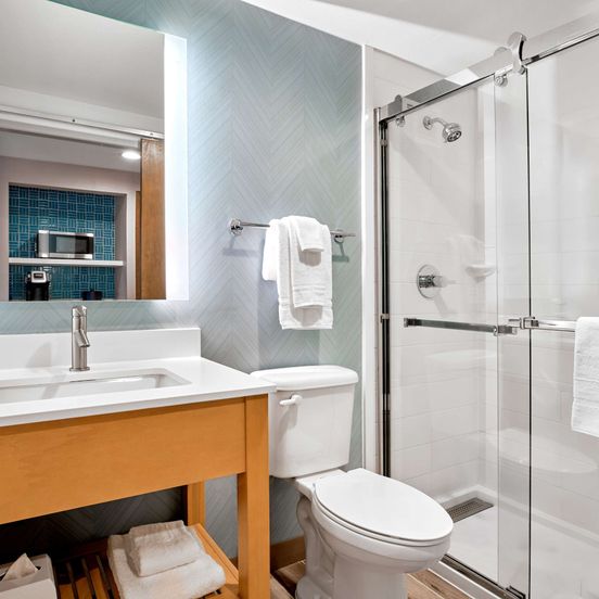 Hilton Garden Inn LAX Los Angeles Airport image 1