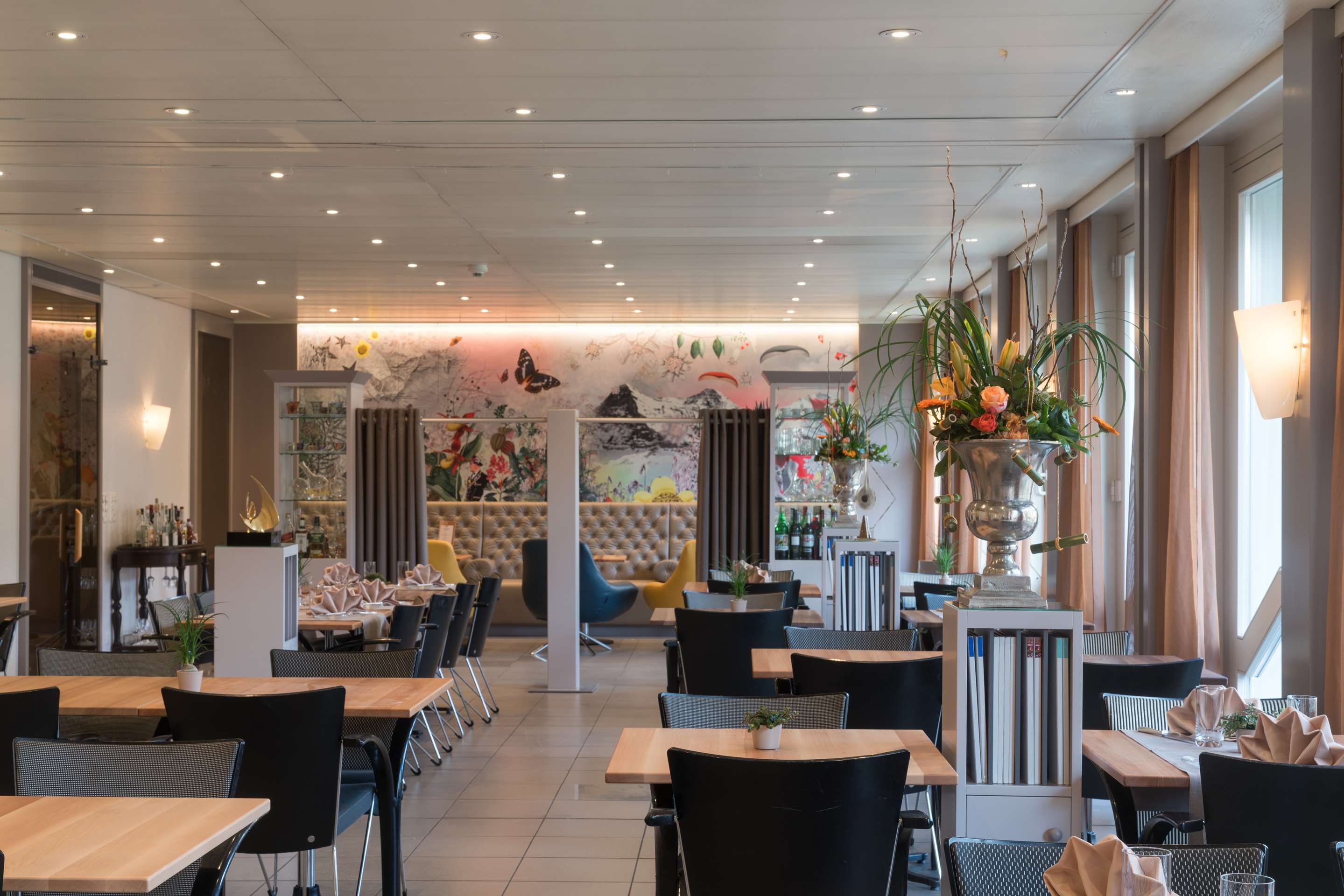 فندق ستيلا سويس كواليتي - إنترلاكين - مطعم