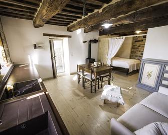 Appartamentino Rustico In Villa Maindi With Garden Use And Free Wifi - Pennabilli - Living room