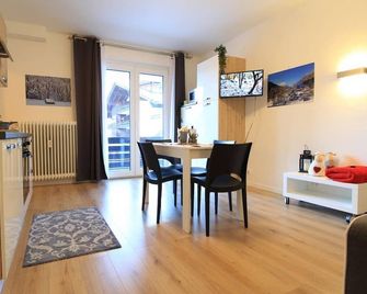 Haus Dorle - Bad Kleinkirchheim - Ruokailuhuone