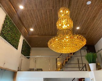 Tri hotel - Mumbai - Lobby