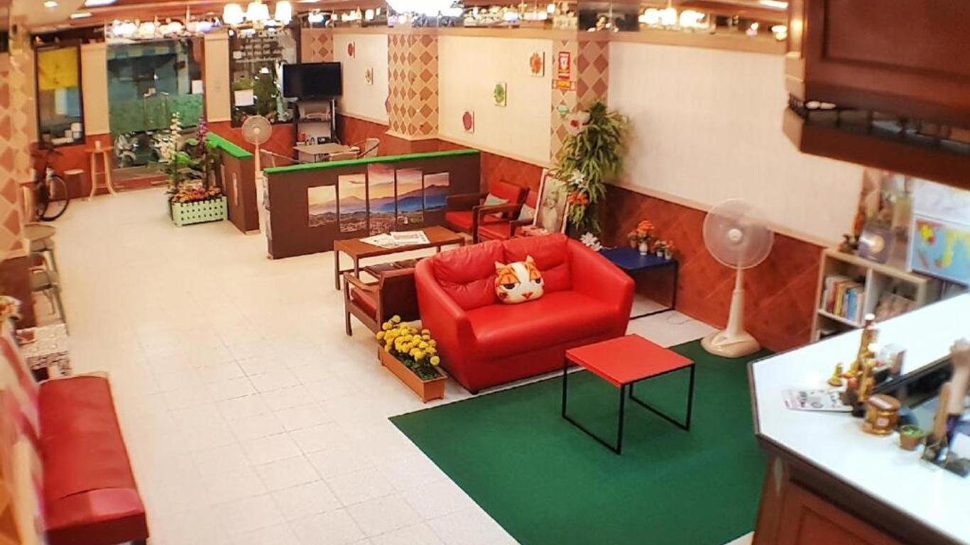 Pacific Inn