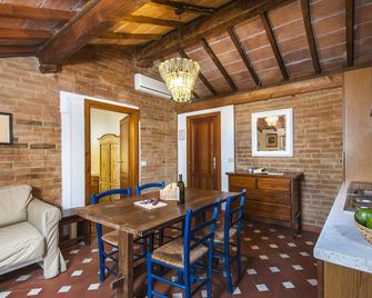Two-room apartment in residence with swimming pool and restaurant - Grosseto - Dining room