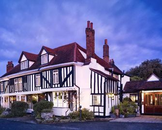 Marygreen Manor Hotel - Brentwood - Building
