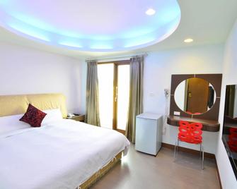 Kenting Coral Sea Resort Hotel - Hengchun Township - Bedroom