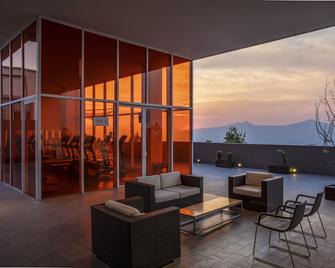 Fiesta Inn Morelia Altozano - מורליה - מרפסת