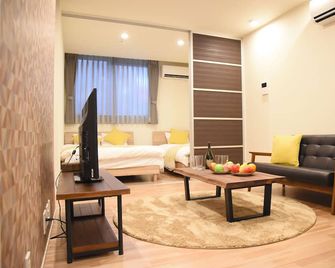 Ambiera Doza - Nagasaki - Living room