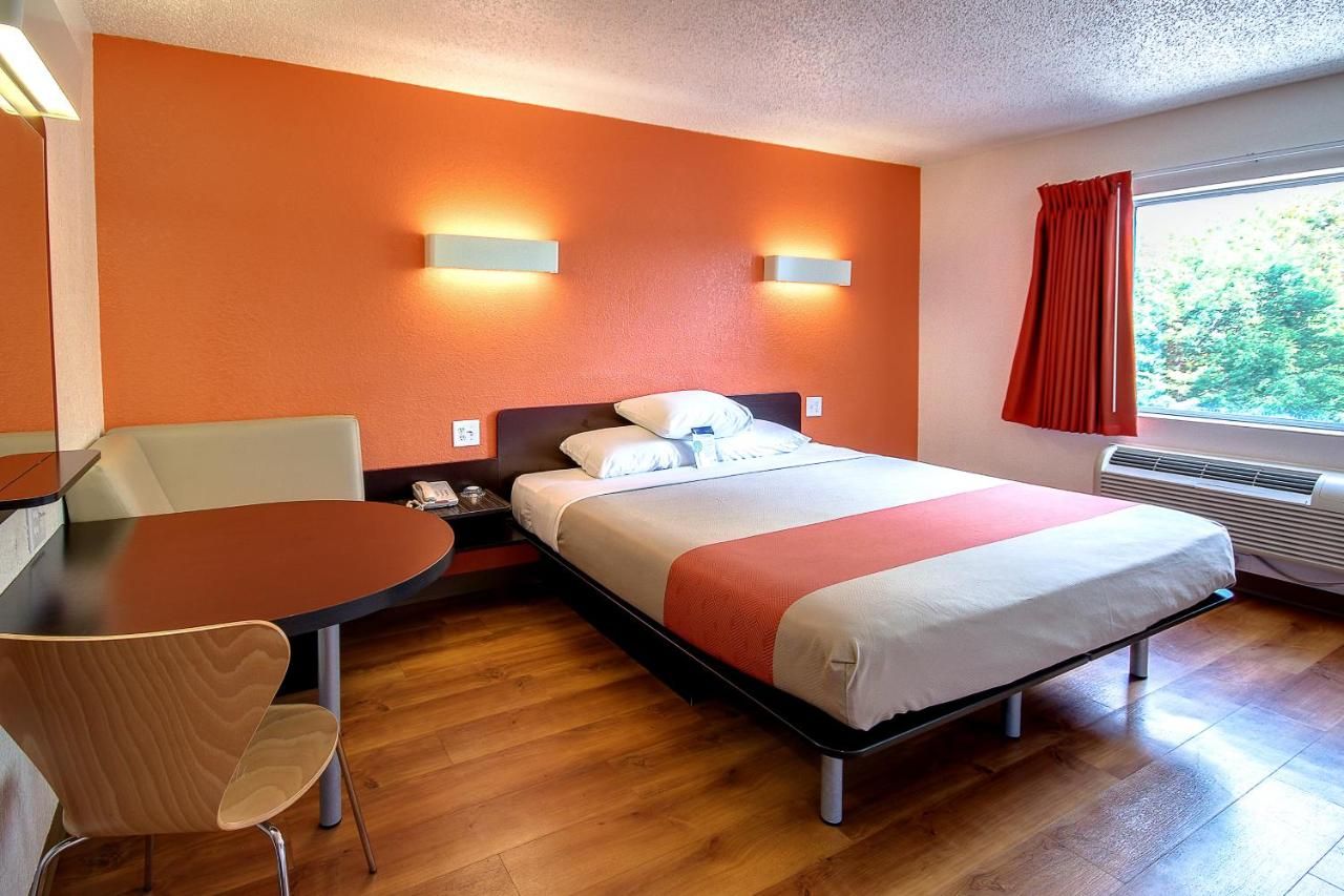 Motel 6 Philadelphia - King Of Prussia