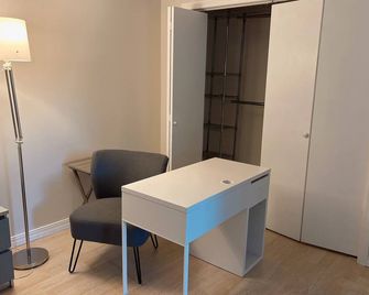 Private, Clean and Charming at amazing rate - Manchester