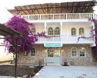 Ela Otel - Hisarönü - Edificio