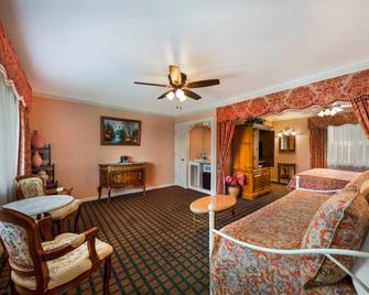 Carmel Inn & Suites - Carmel-by-the-Sea - Sala de estar