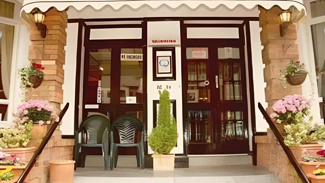 The New Osterley Hotel