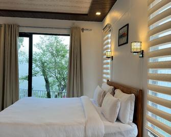 Glamping Heights Resort - Bhimtal - Schlafzimmer