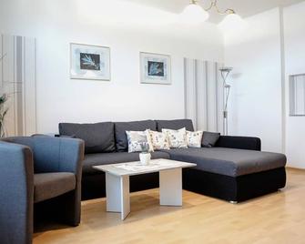 Anhalt Arena apartment - Anhalt Arena apartment - Dessau-Roßlau - Wohnzimmer