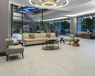 Embassy Suites by Hilton Grand Rapids Downtown - Grand Rapids - Salónek