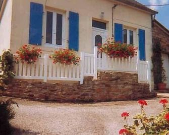 House labeled 'Clévacances' with free wifi - Châteaulin - Edificio