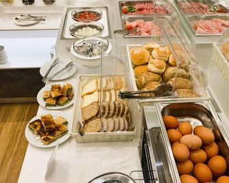 Hotel Flora - Milan - Buffet