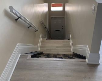 Barrister's Flat - London - Stairs