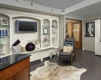 Courtyard by Marriott Tacoma Downtown - Tacoma - Olohuone