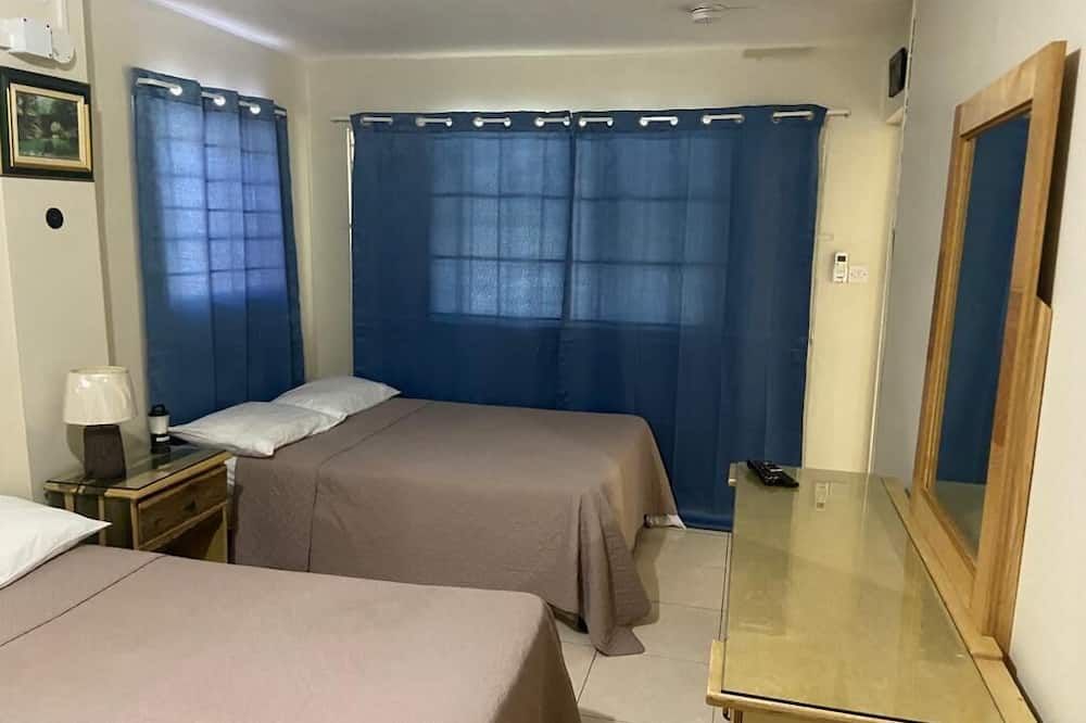 1 Bdr Apt #3 At Ramparts Near Sangster Airport - อ่าวมอนเทโก - ห้องนอน