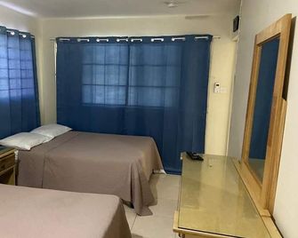 1 Bdr Apt #3 At Ramparts Near Sangster Airport - อ่าวมอนเทโก - ห้องนอน