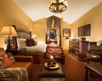 Rustic Inn Creekside - Jackson - Bedroom