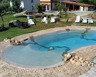 Agriturismo Madre Terra - Narni - Zwembad