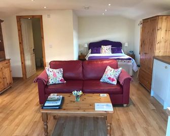 Garden Studio for Two - Doune - Living room