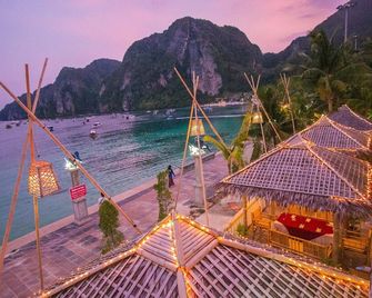 Phi Phi Island Cabana Hotel - קופיפי