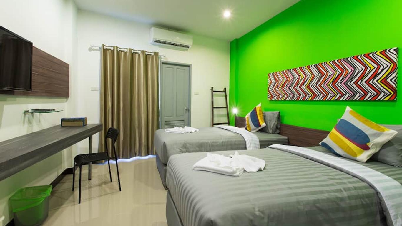 Krabi Inn & Omm Hotel