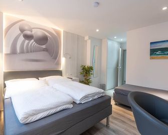 Apartment-Private Bathroom-Garden View-Zimmer 202 - Leverkusen - Ložnice