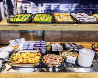 Ibis Budget Luxembourg Aéroport - לוקסמבורג סיטי - חדר אוכל