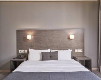 ميديتيرّانيه - باتراس - غرفة نوم