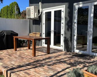Old Bakery Guest House / The Big Part - Robertson - Patio
