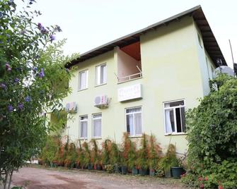 Mercan Bungalow - Cirali - Edificio