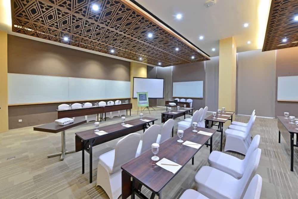 Whiz Prime Hotel Khatib Sulaiman Padang - Padang - Mødelokale