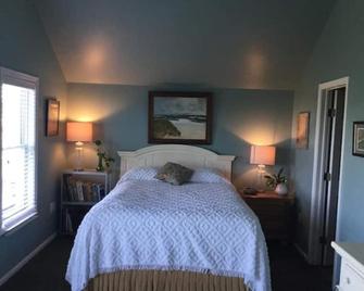 Hatteras Village w/ Water Views Southside 1 - Hatteras - Bedroom