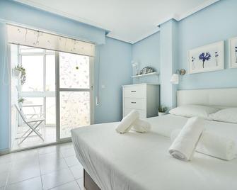 Espanhouse Bazan - Torrevieja - Bedroom