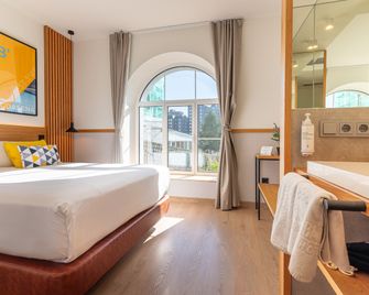 Sercotel El Balcón de la Bahía Suites - סנטאנדר - חדר שינה