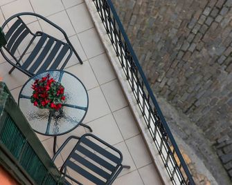 Old Town Inn - Кавала - Балкон