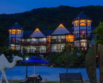 Muju Cherish Pension - Muju - Edificio