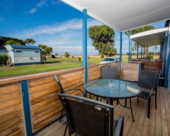 Big4 Port Fairy Holiday Park - Port Fairy - Patio