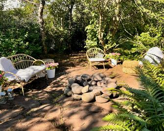 Casa Dísa - Dreams, A Boutique Guesthouse in Reykjavik City`s Central Park and Botanical Garden in Laugardalur, Hot-Spring-Valley - ريكيافيك - شرفة مرصوفة