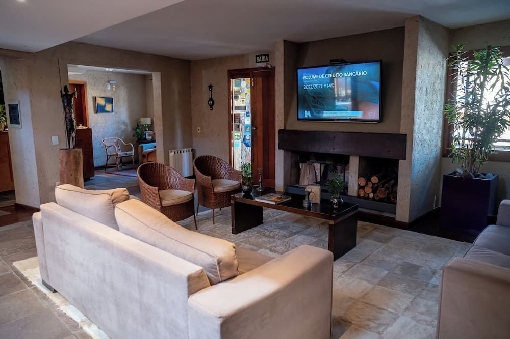 Estalagem Vila Suzana - Quadra de Beach Tennis Indoor - קאנלה - סלון