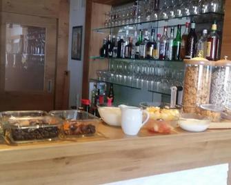 Fischwirtshaus Landmotel Die Donaurast - Persenbeug-Gottsdorf - Bar