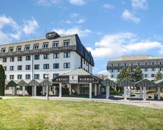Hotel Globus - פראג - בניין