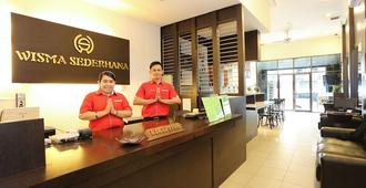 Wisma Sederhana Budget Hotel - Medan - Vastaanotto