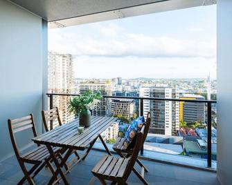 Location 2bd Apt W Spectacular City Views - Brisbane - Parveke