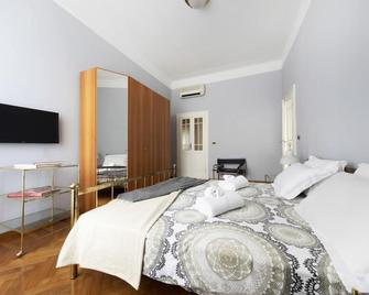 Getthekey Appartamento Quadrilatero - Bologna - Bedroom